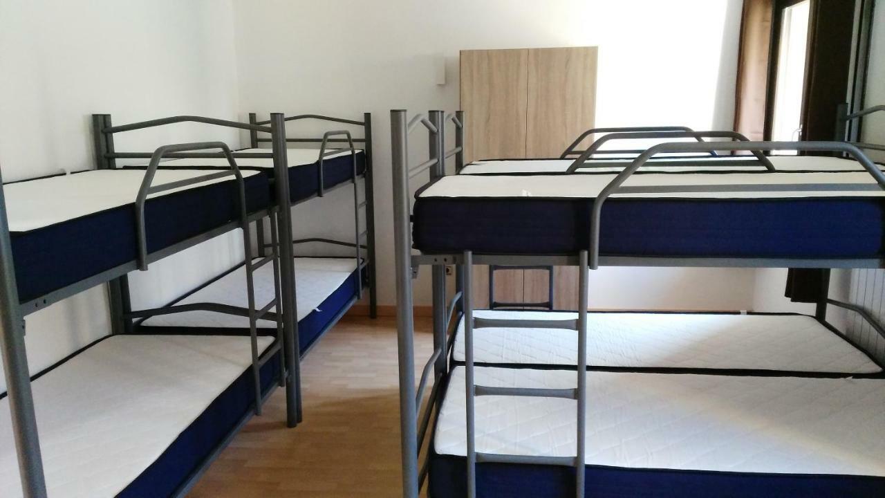 Albergue De Benabarre-Calumet Dış mekan fotoğraf
