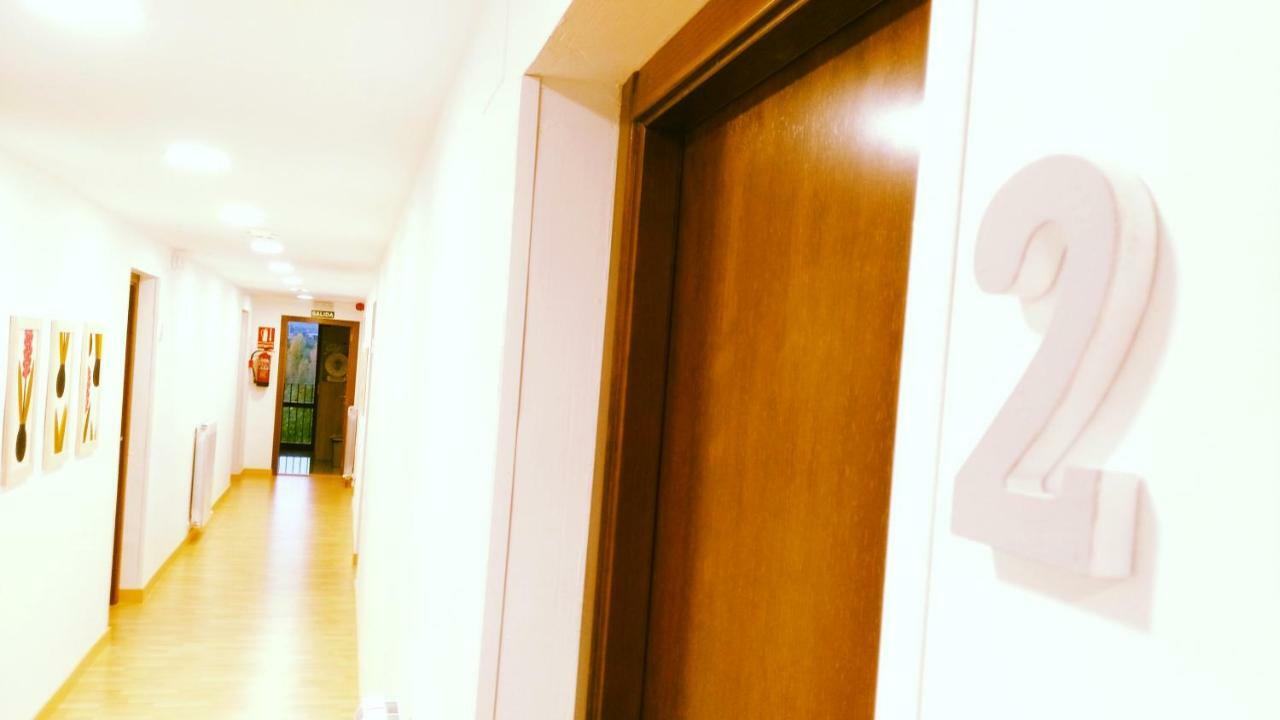 Albergue De Benabarre-Calumet Dış mekan fotoğraf